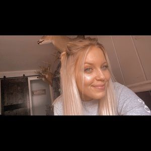 Meet your Posher, Raygan